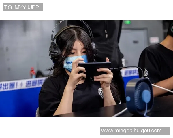 探索张静在和平精英中的成长与挑战之路深度对话分享人生感悟实时数据